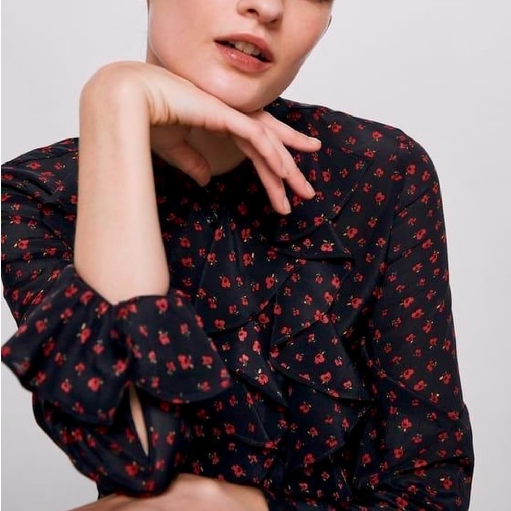 Zara Black Long Sleeve Mock Neck Blouse